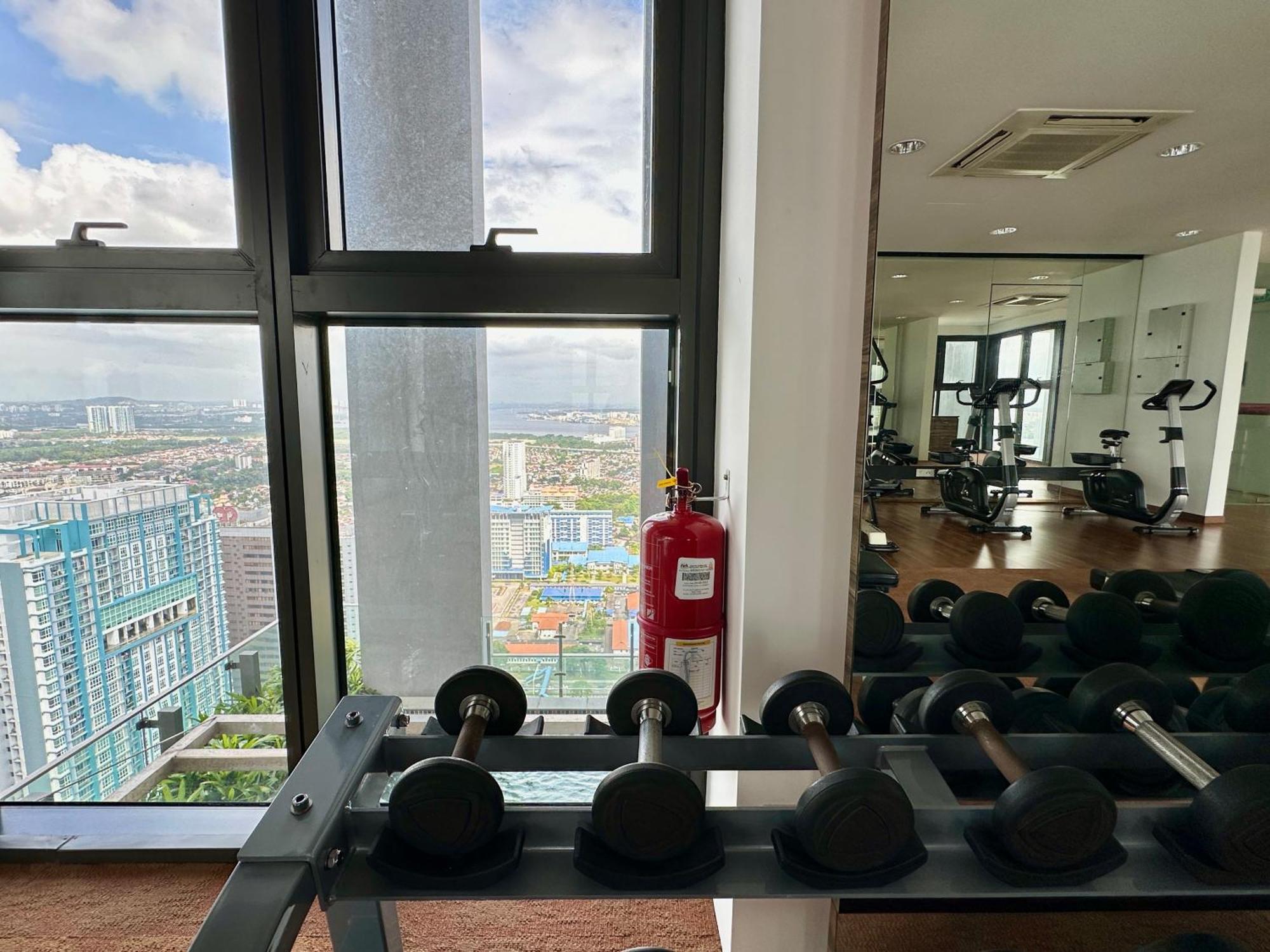 Apartment Sky88 Relax Cityview Near Ciq 2b1b *