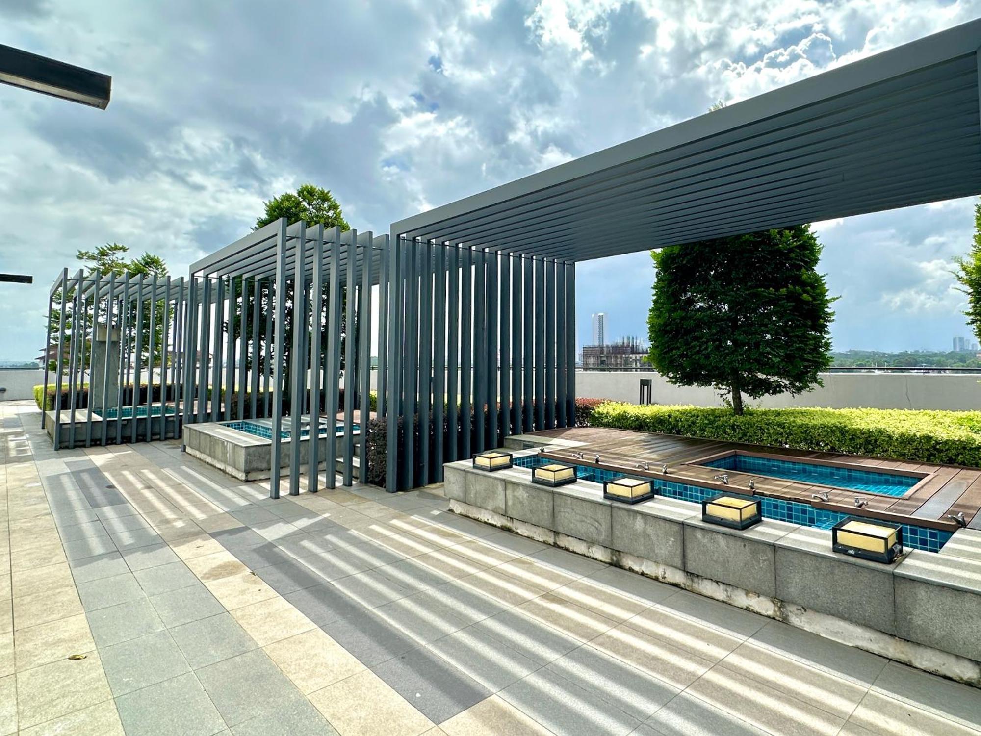 Apartment Sky88 Relax Cityview Near Ciq 2b1b
